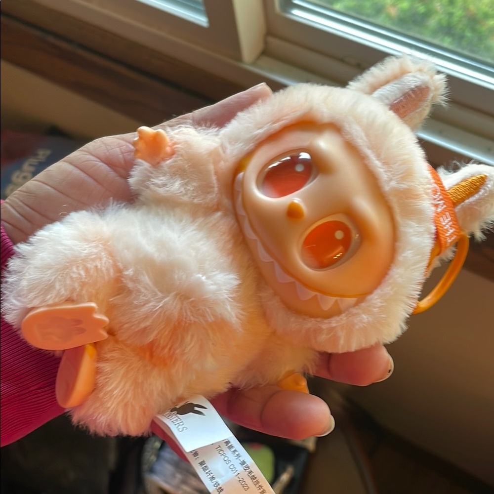 Big into energy Monsters Furry Key Holder - Orange loyalty